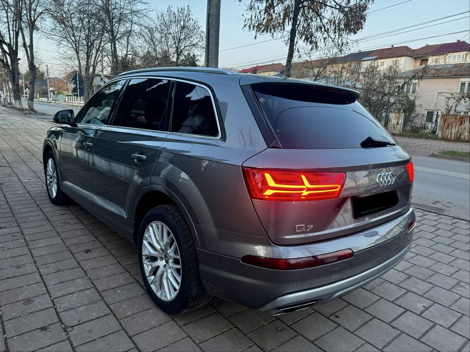 Vand/Schimb Q7 ~ Far Full Led