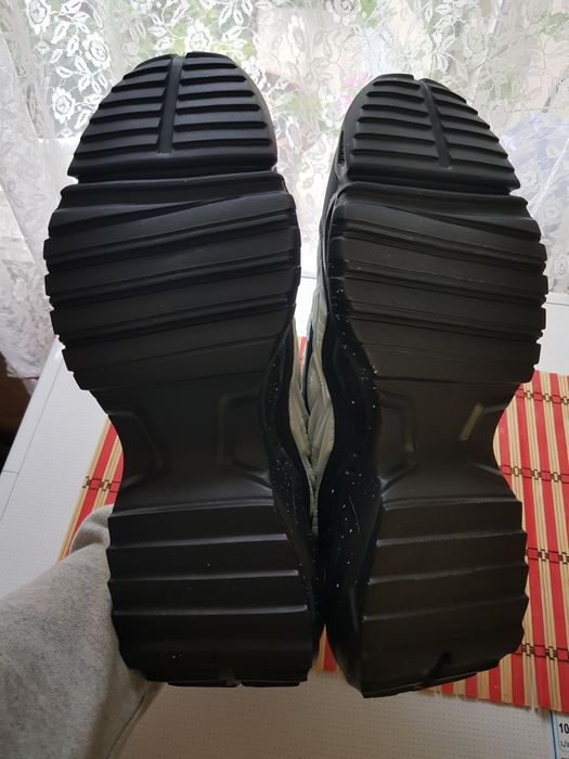 Маратонки уникални