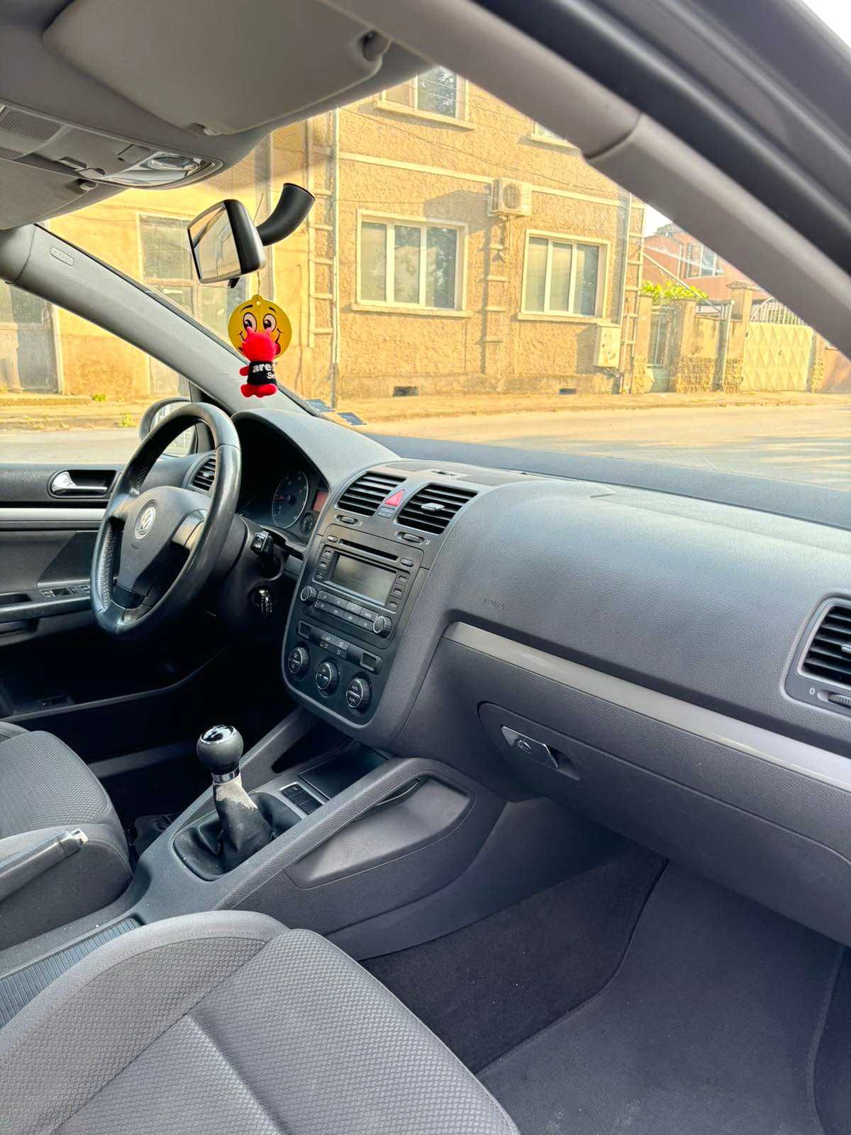 VW GOLF 2.0 TDI 140 кс  с регистрация