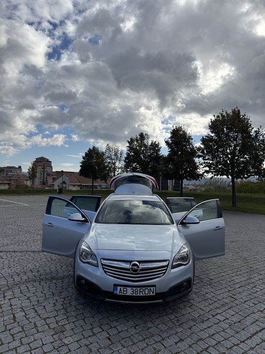 Opel Insignia 4x4 full options