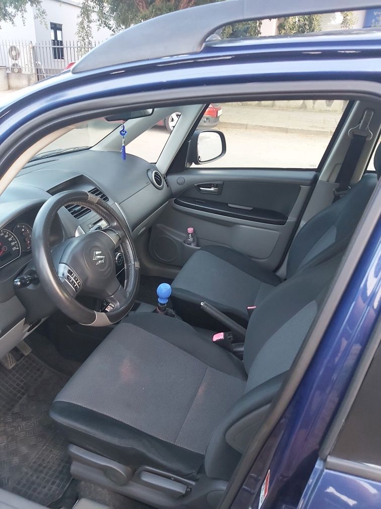 Suzuki sx4  2006г.