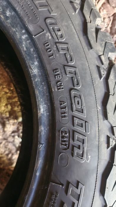 Vand cauciucuri r17 putin uzate