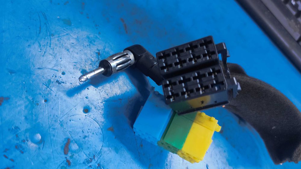 mufa mufe auto radio cd chevrolet antena si casetofon