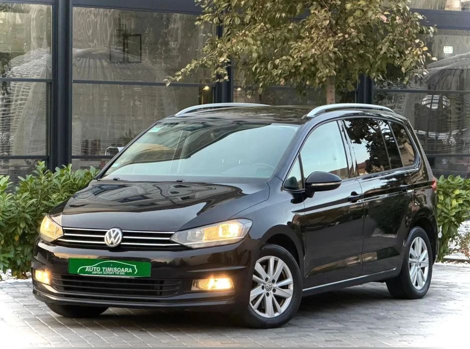 Volkswagen Touran 2.0 TDi 150 Cp 2020 7 Locuri Rate Fixe Finantare Livrare Garantie
