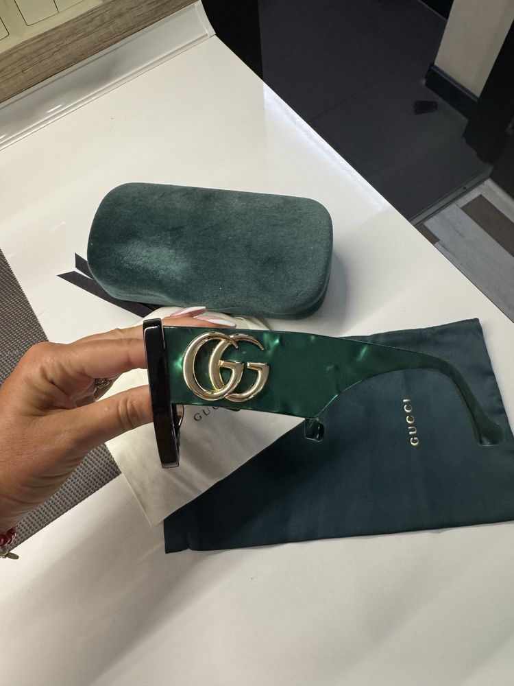 Очила Gucci уникален модел и цвят