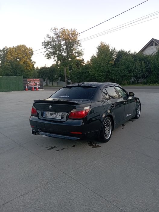 Vând BMW E60 525d 177 cp