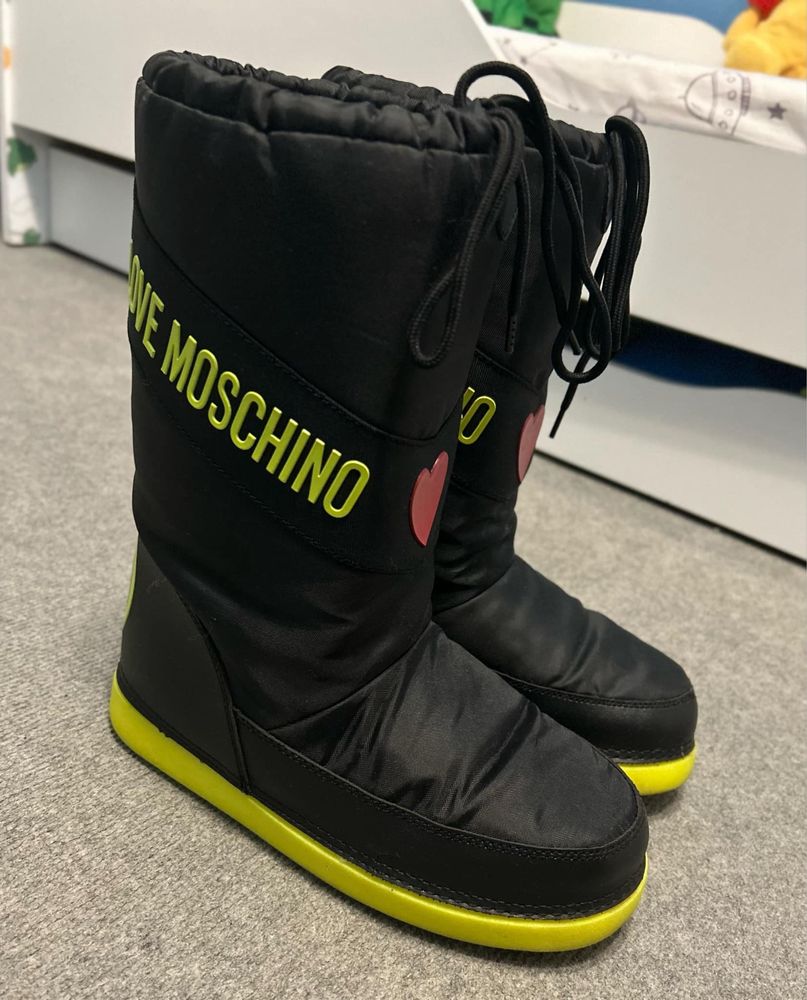 Апрески Love Moschino