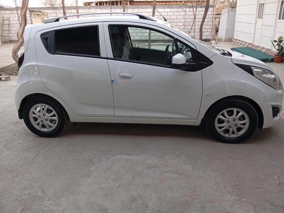 Spark sotiladi 2 pazitsa