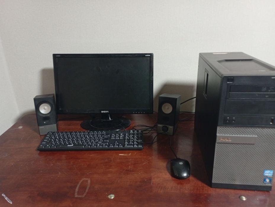 Продам компьютер Dell oplitex 3010 полностью в рабочем состоянии