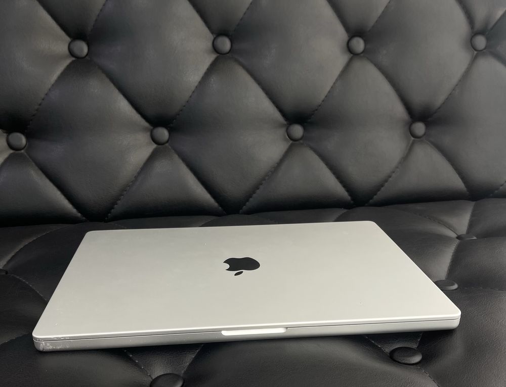 Apple MacBook Pro M1 Pro 2021 в хорошем состояние