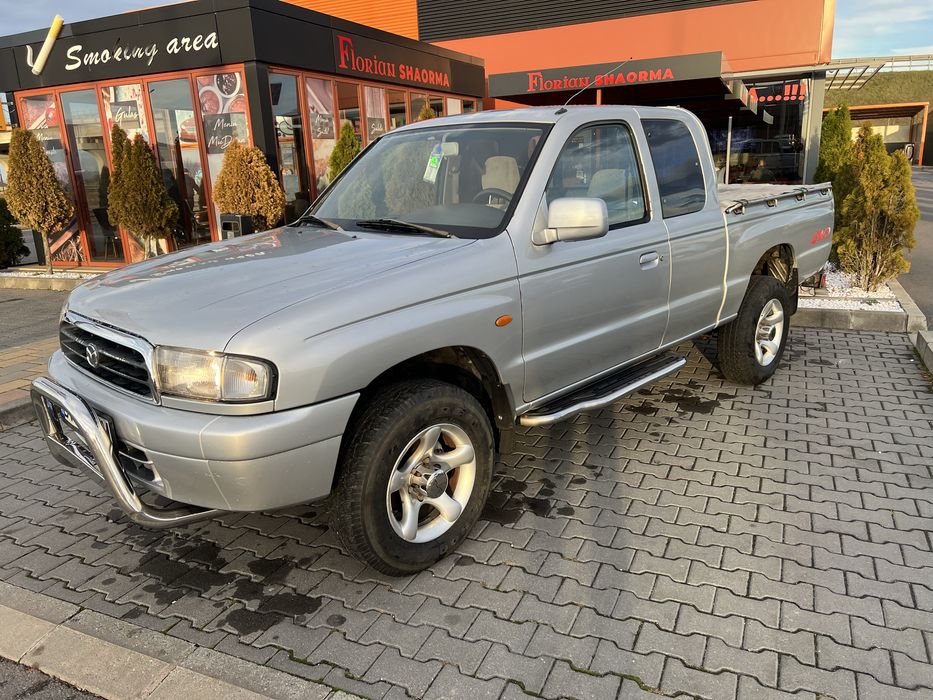 Vand Mazda B 2500