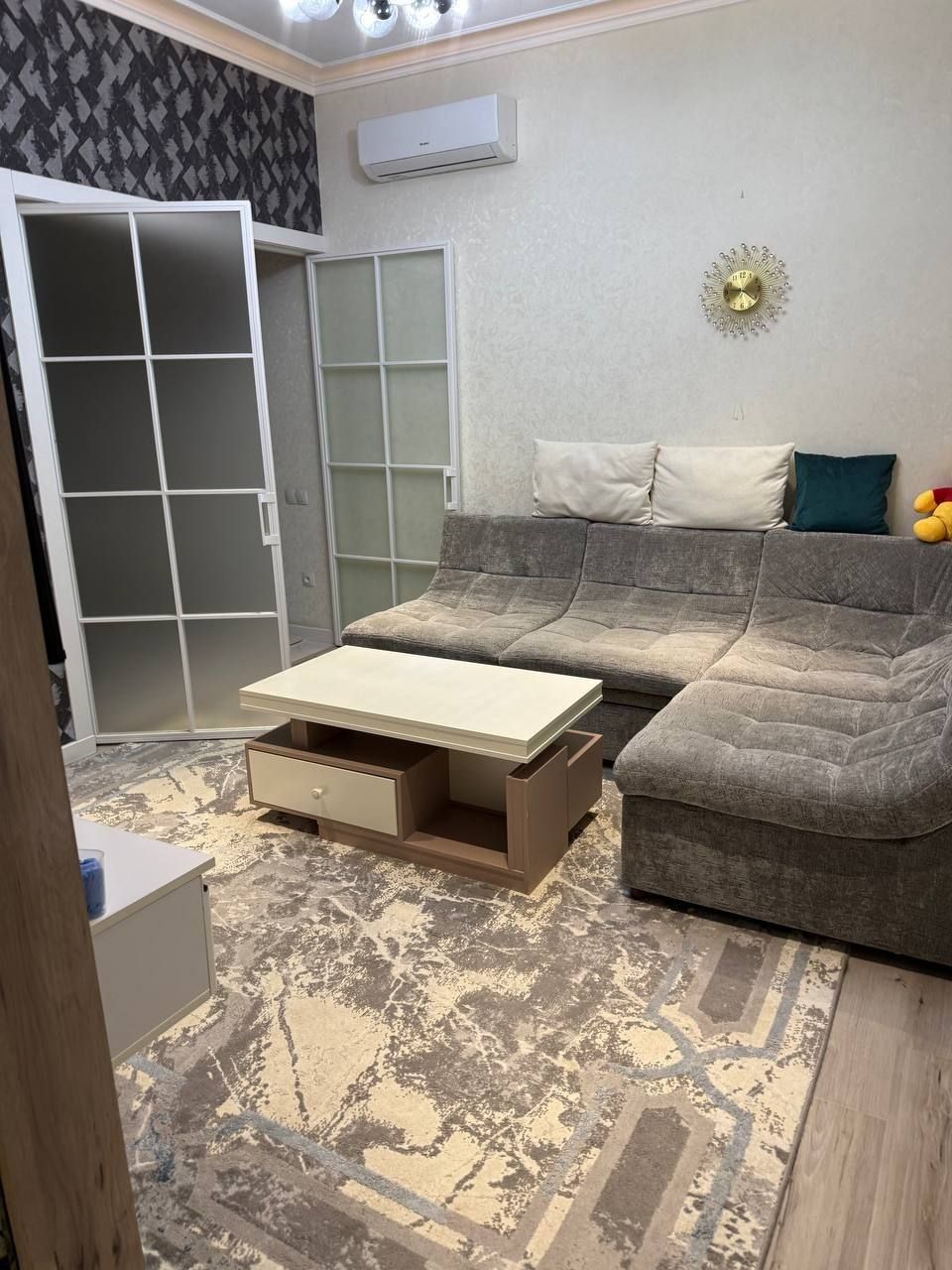 Сдаётся квартира махтун Кули навастиройка дом ню лайф 2 комнита 700$