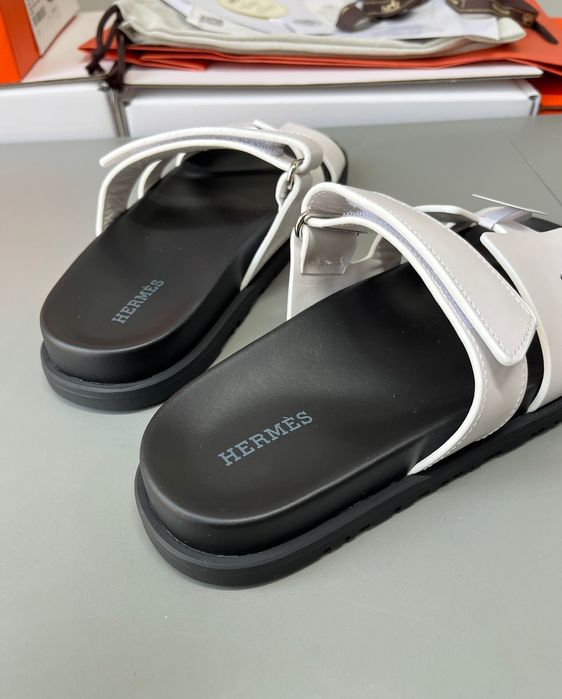 Papuci Hermes Alb Negru