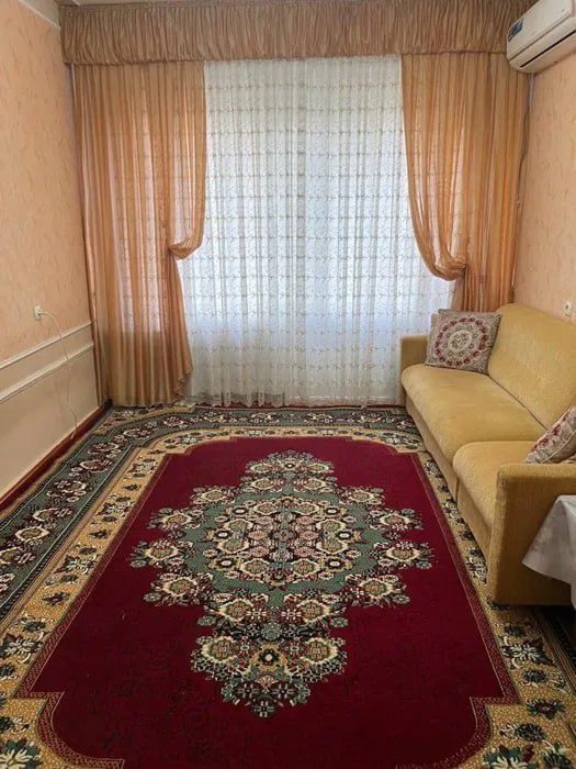 продаётся 5-комнатная квартира в алмазарском районе, кора-камыш 1/4!