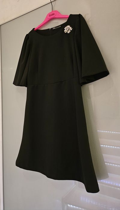 ZARA  рокля S-36