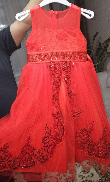 Мега красивое платье на девочку!