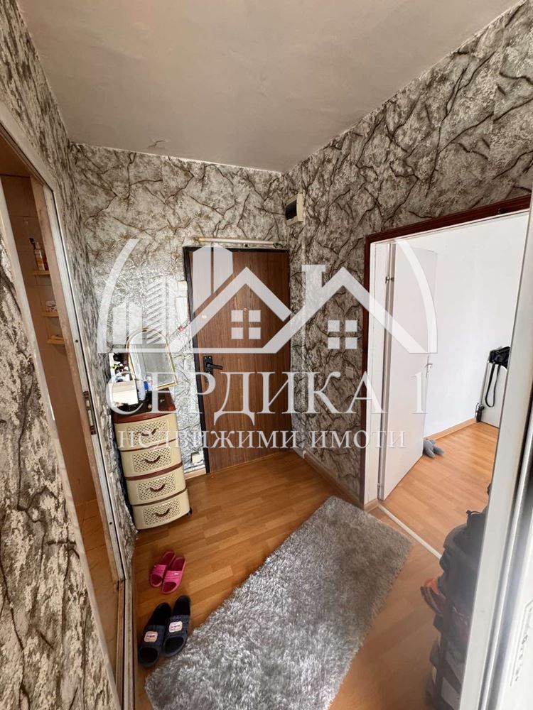 Продава се Едностаен апартамент в Благоевград, Запад - 42 кв.м за 1191 €/кв.м - Снимка #2