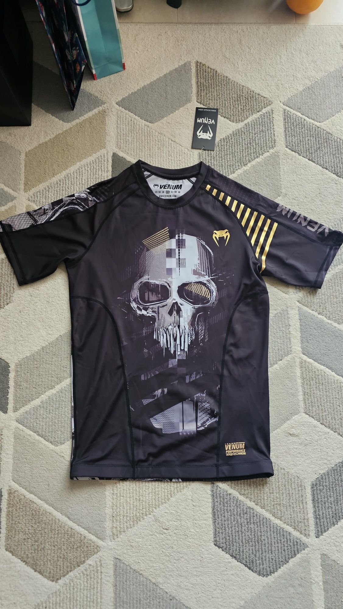 Тениска Venum rashguard
