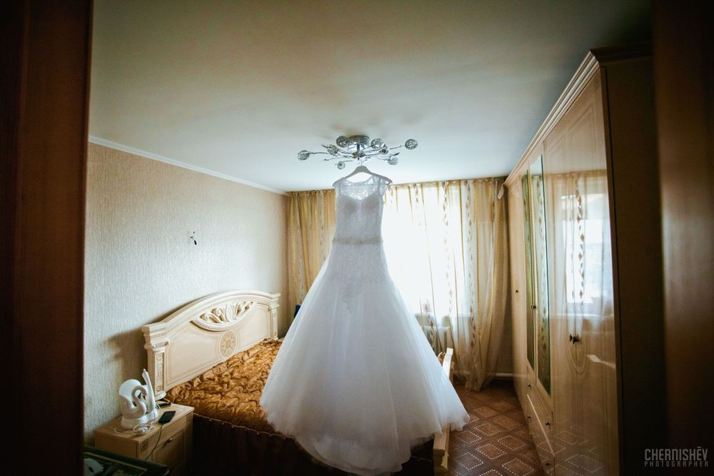 Свадебное платье