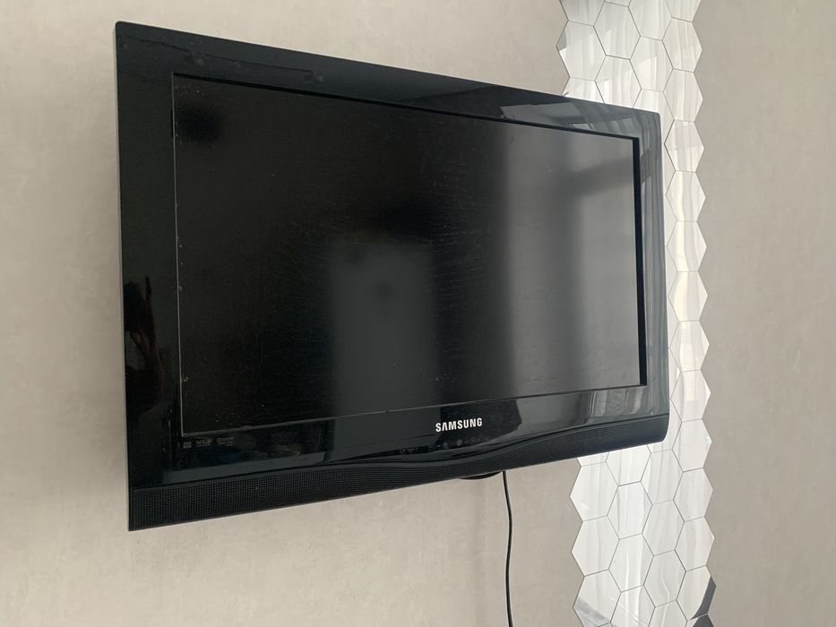 Телевизор самсунг' 26