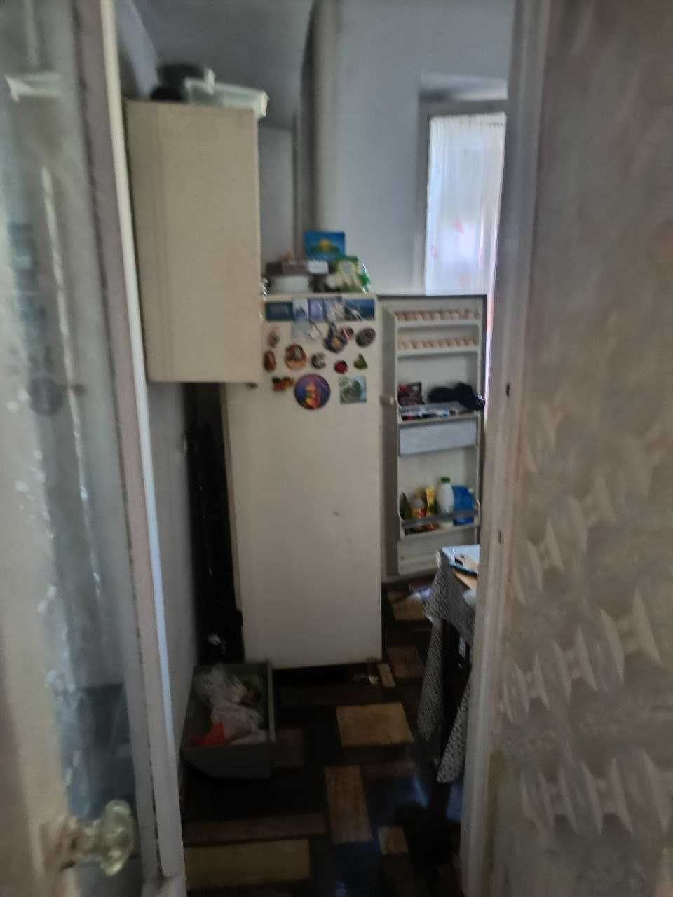 Срочно продам квартиру на Махтумкули 22 военный городок 2/2/4
