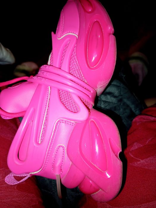 Маратонки маркови