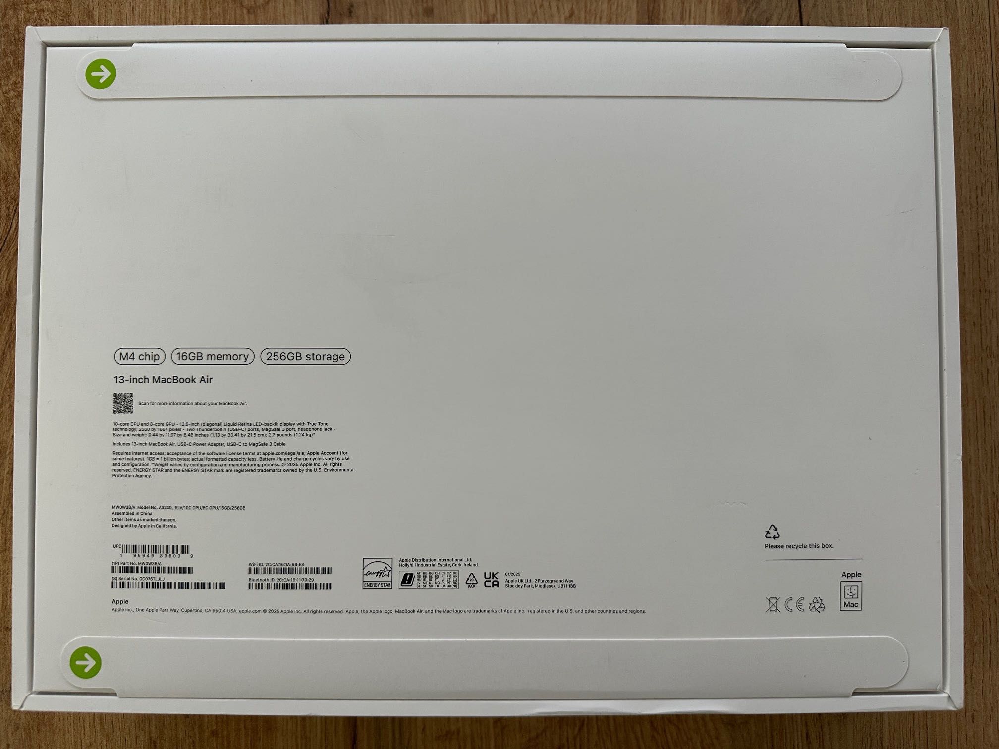 MacBook Air 13" M4 Chip 10-CPU, 8-GPU, 16GB RAM, 256GB SSD