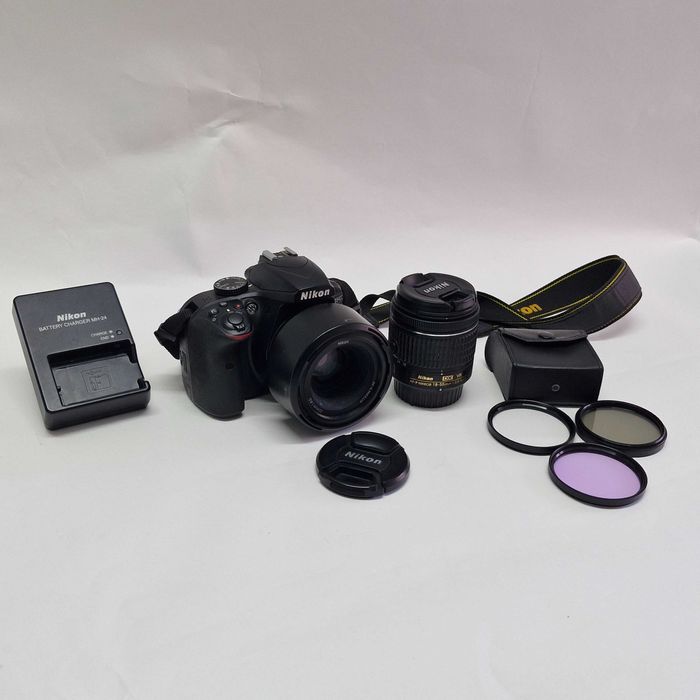 Liquid Money vinde - Aparat foto Nikon D3400 + 2 obiective, 3 filtre