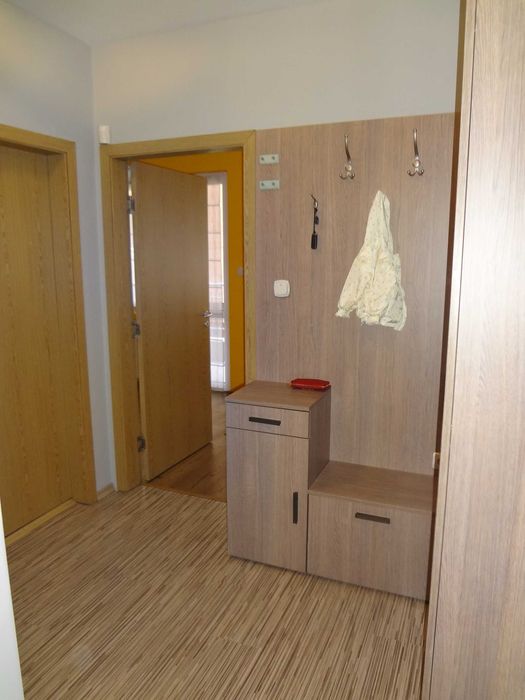 Уютен тристаен апартамент под наем в Яворов