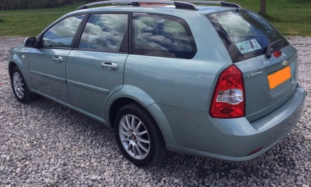 Aripa spate Chevrolet Lacetti Haion Chevrolet Lacetti polita portbagaj