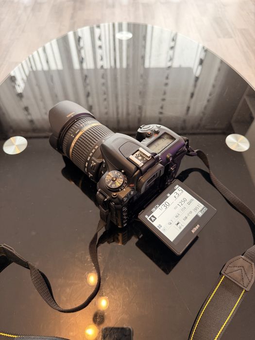 Vand DSLR Nikon D7500 cu accesorii