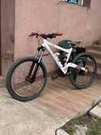 Vând/schimb bicicleta commencal meta 4