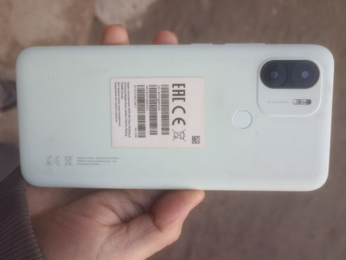 Redmi A1+xotira 32 aybi yoq batareya 1 kunga yetadi