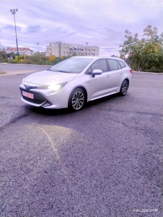 Toyota corola hybrid,1.8 benzina+electric