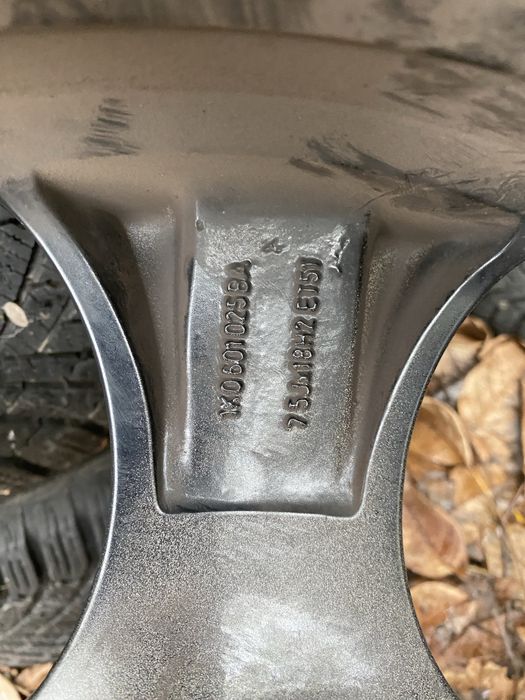 Оригинална джанта за vw golf gti