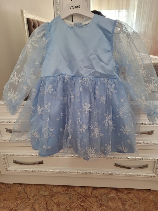 Продам детское нарядное платье