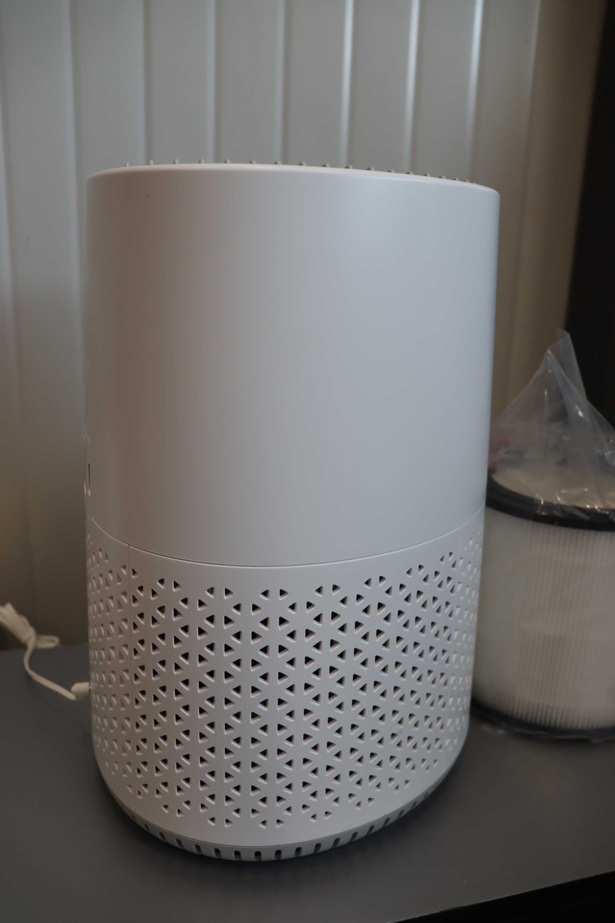 Philips Light Cleaner, за мъже с алергия, HEPA филтър, к44 м² AC0651