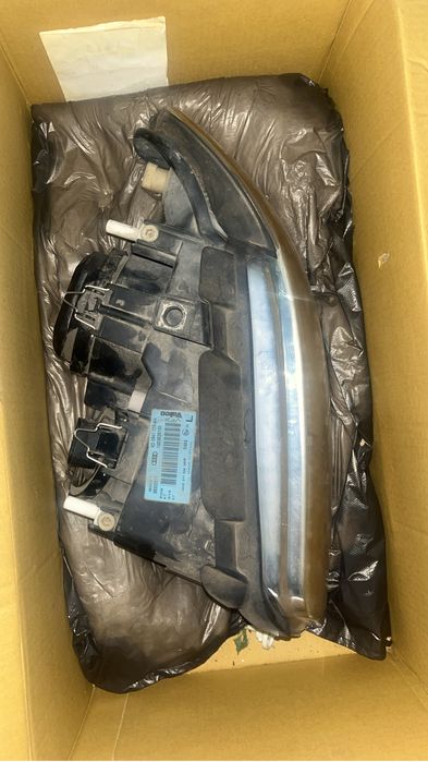 Set faruri Valeo pt Audi a4 b5 Facelift