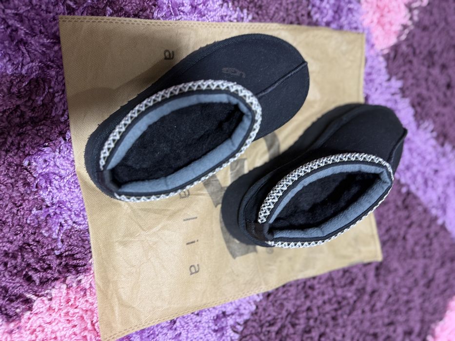 Ugg-uri  tazz negre