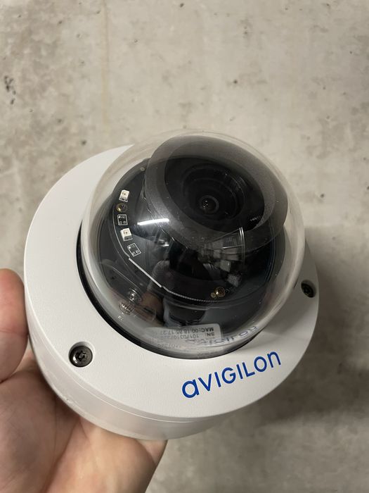 Camere de supraveghere video - Avigilon