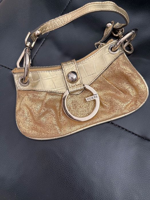 Чанта Guess, цвят злато