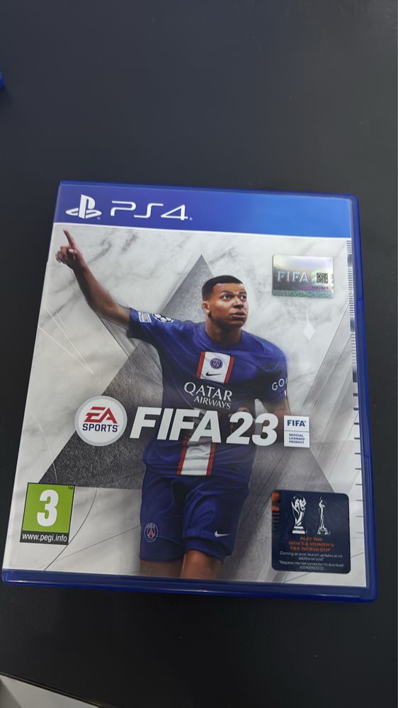 Продавам fifa 23!