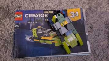 Vând Lego Creator 31092 3in1