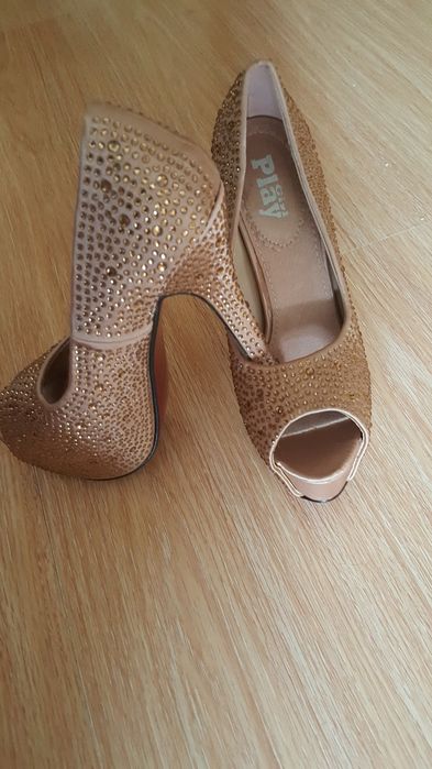 Официални италиански обувки 38 номер