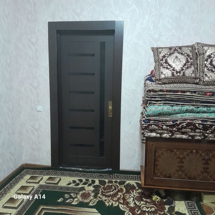 Kvartira sotiladi sharq 1