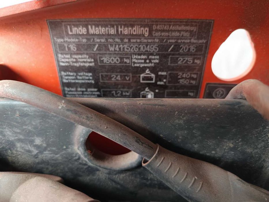 Електрическа палетна количка LINDE T16