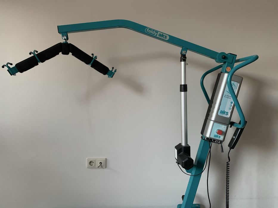 Подемник (вертикализатор) за трудноподвижни хора