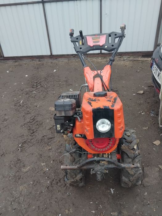 De vânzare motosapă