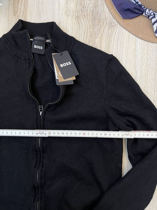 Hugo Boss юношеска жилетка