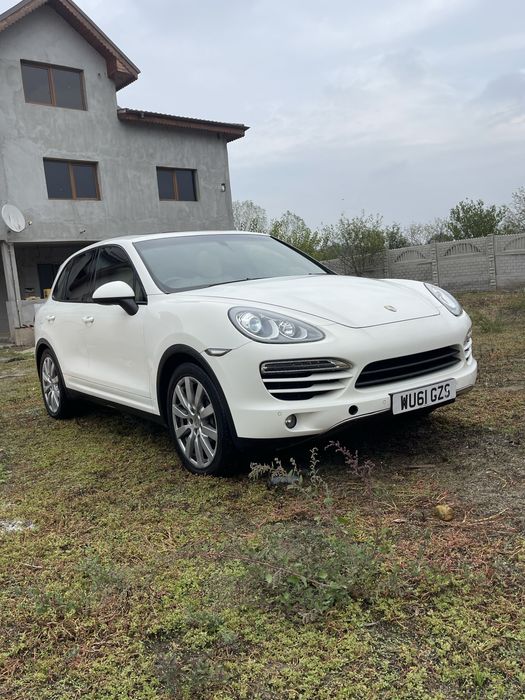 Porsche Cayenne 2011 3.0D (CRC)/xenon/pano/bose/anglia/uk